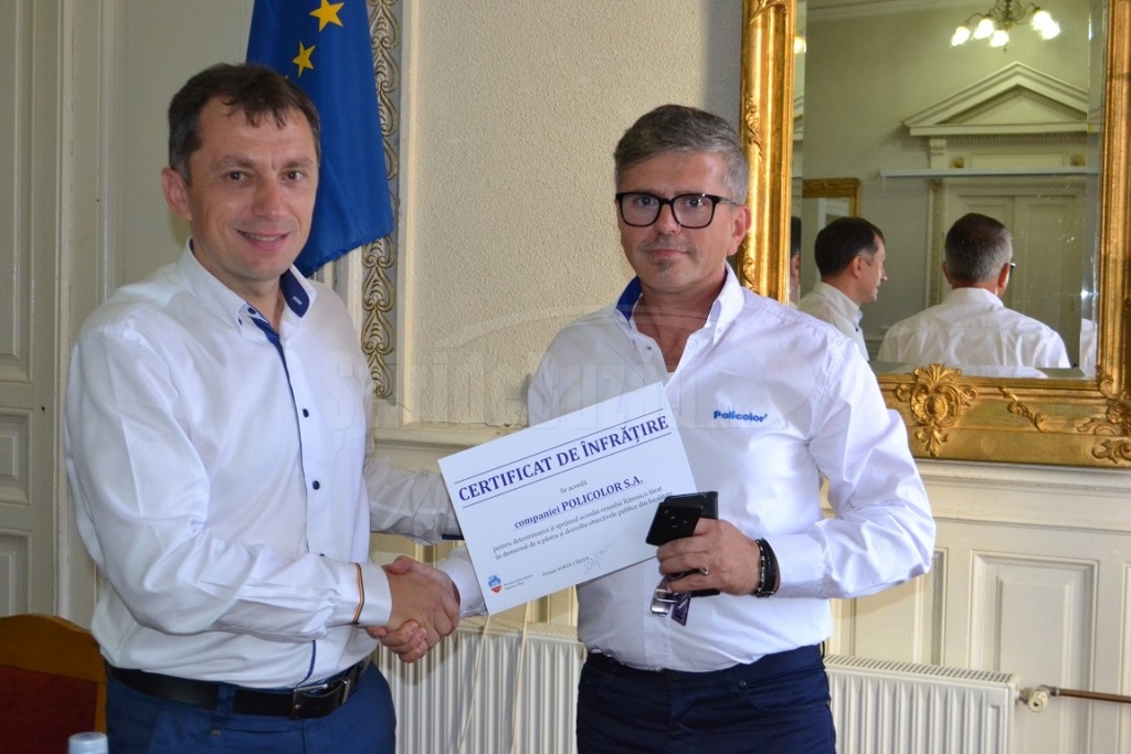 Inmanarea certificatului de infratire Policolor - Ramnicu Sarat - Copy
