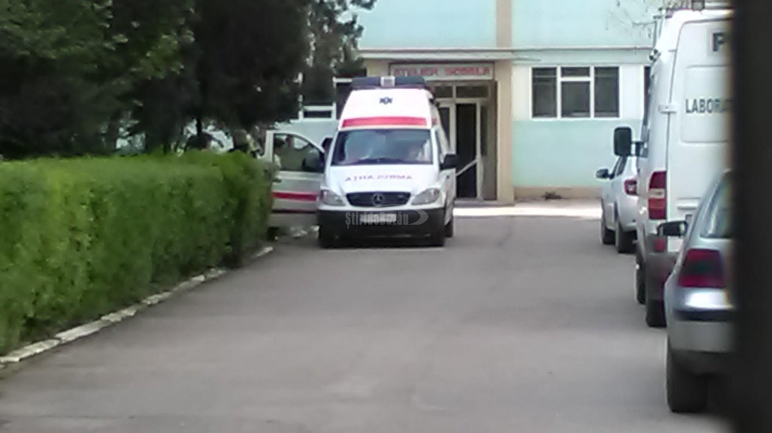 VIDEO Tragedie la Liceul Contactoare din Buzău. Un profesor s-a curentat în fața elevilor
