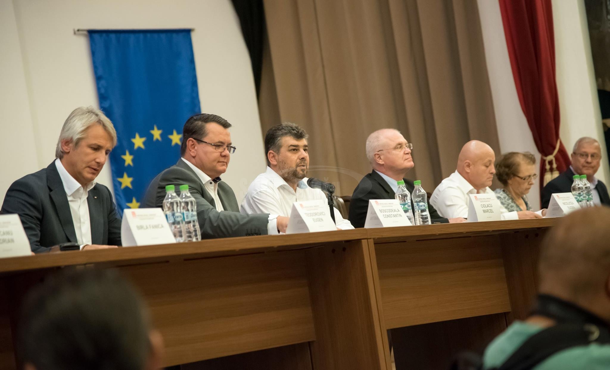 PSD-ul lui Ciolacu, mai tare decât al lui Boșcodeală. Fostul edil al Buzăului ezită să-și felicite foștii colegi