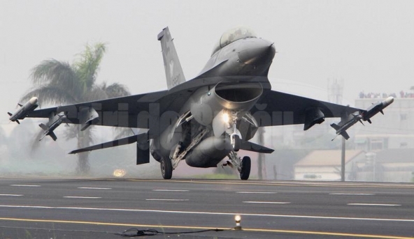 Avioanele supersonice F16 și MIG 21 Lancer, vedetele mitingului aerian de la Boboc
