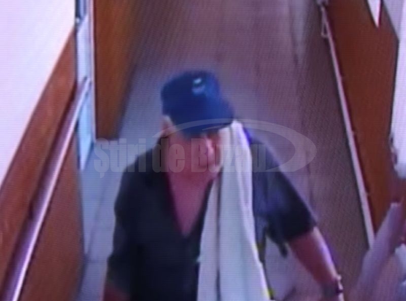 VIDEO INCREDIBIL! Recidivist condamnat pentru omor și distrugere, liberat din pușcărie. A provocat panică la un centru social!
