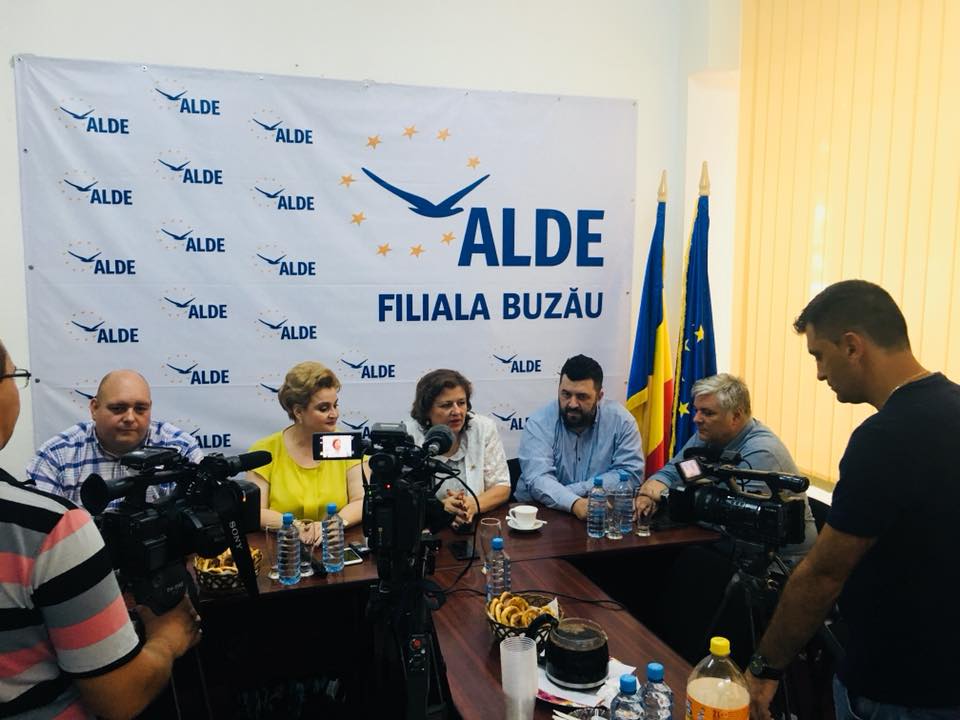Florina Stoian, inspectorul general al ISJ Buzău, s-a înscris în ALDE