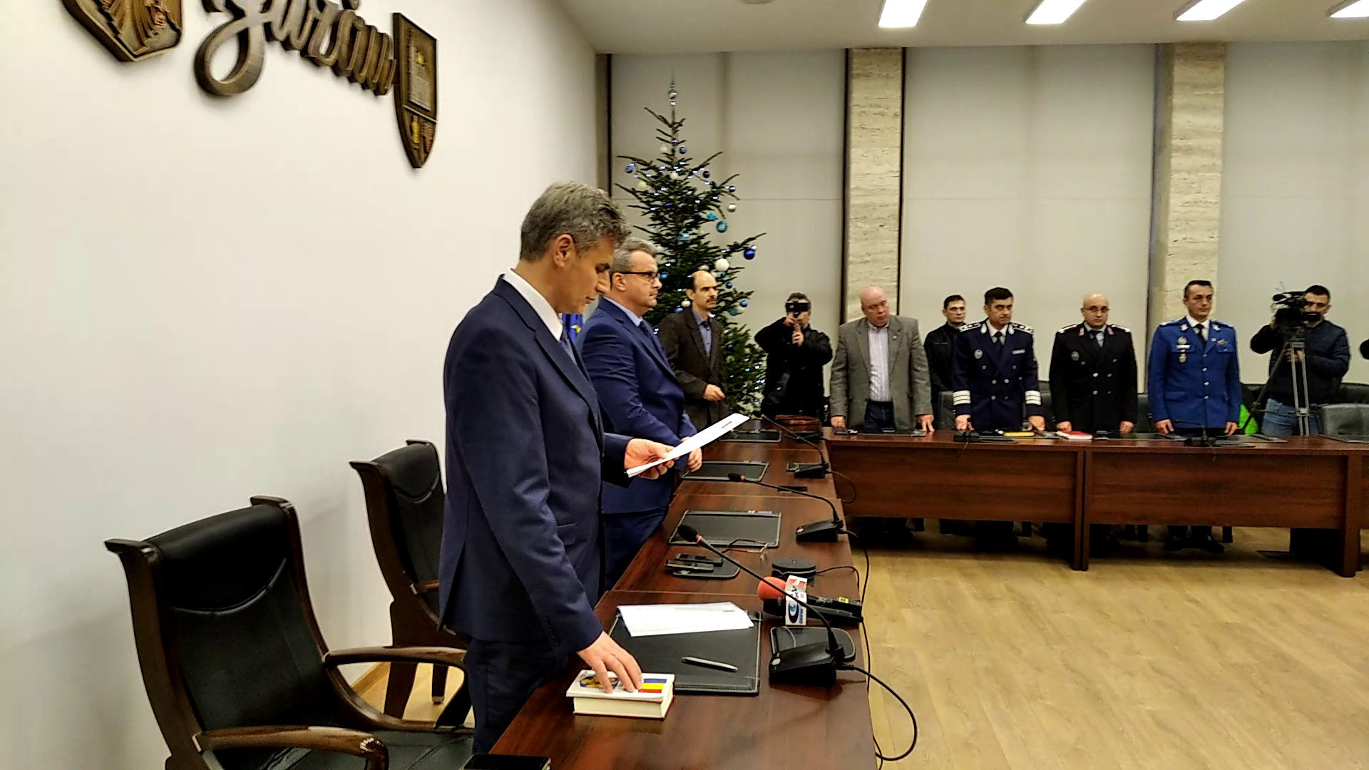 Echipa de conducere de la Prefectura Buzău, completată prin numirea unui nou subprefect