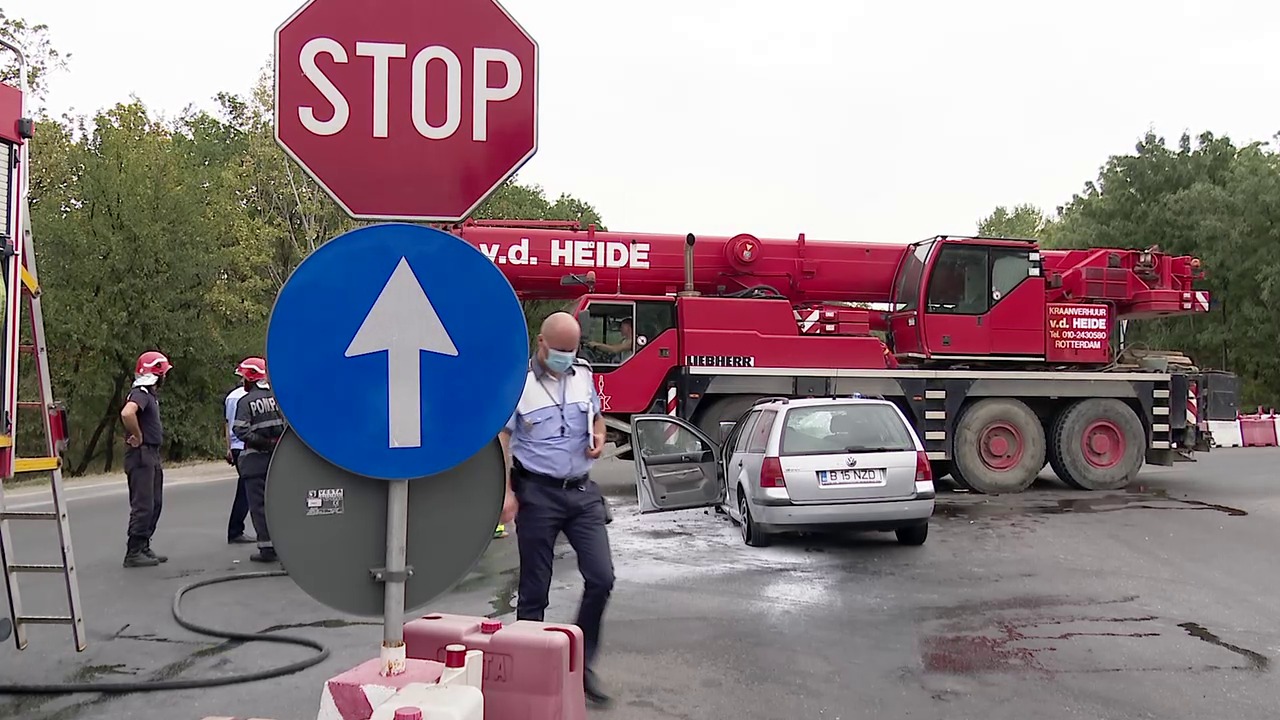 VIDEO Accident cu doi răniți, în Buzău, la intersecția Căii Eroilor cu șoseaua de centură