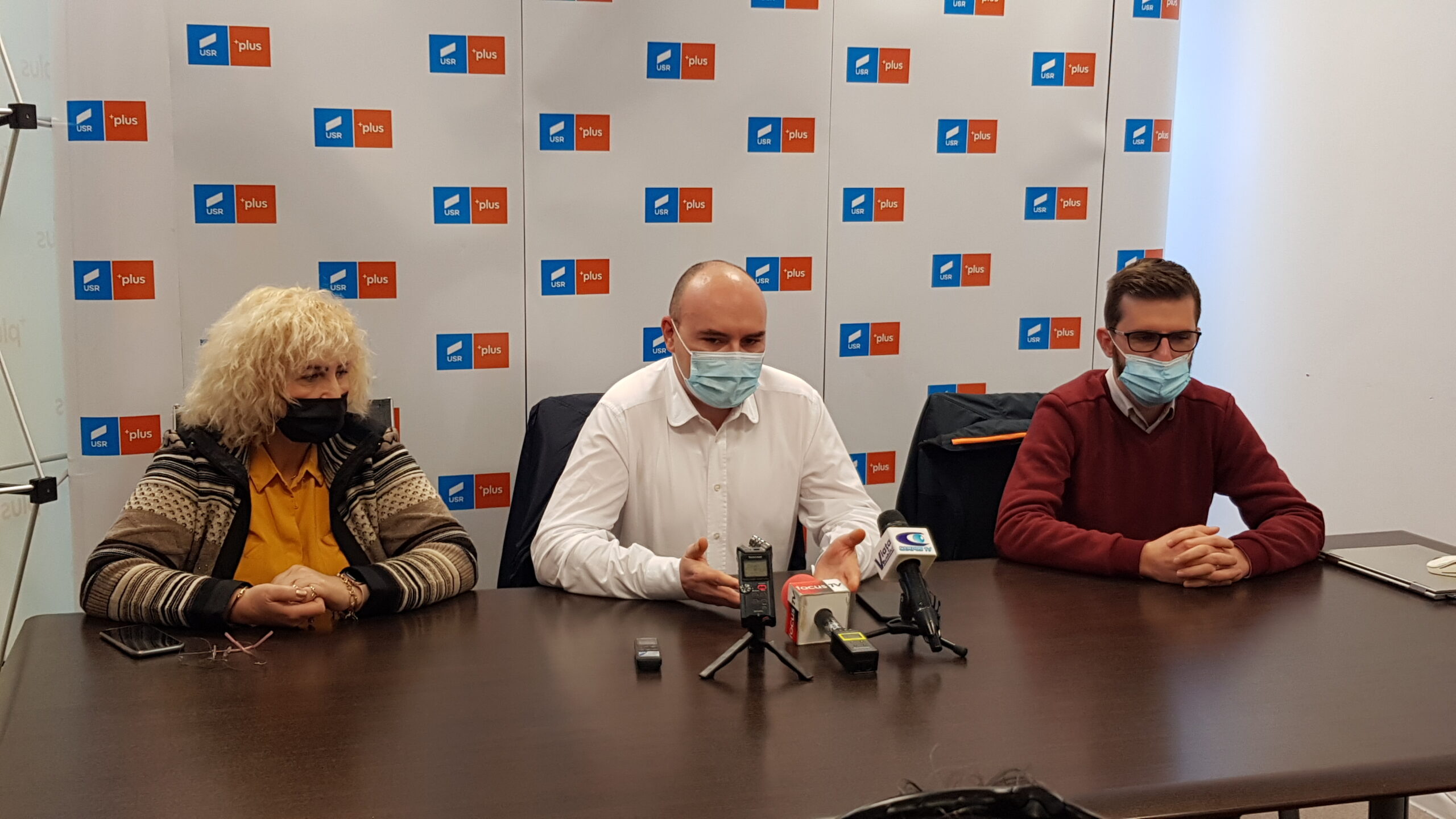VIDEO Liderii PLUS Buzău anunță schimbări de anvergură la Prefectură. Sunt vizați și angajații care nu performează