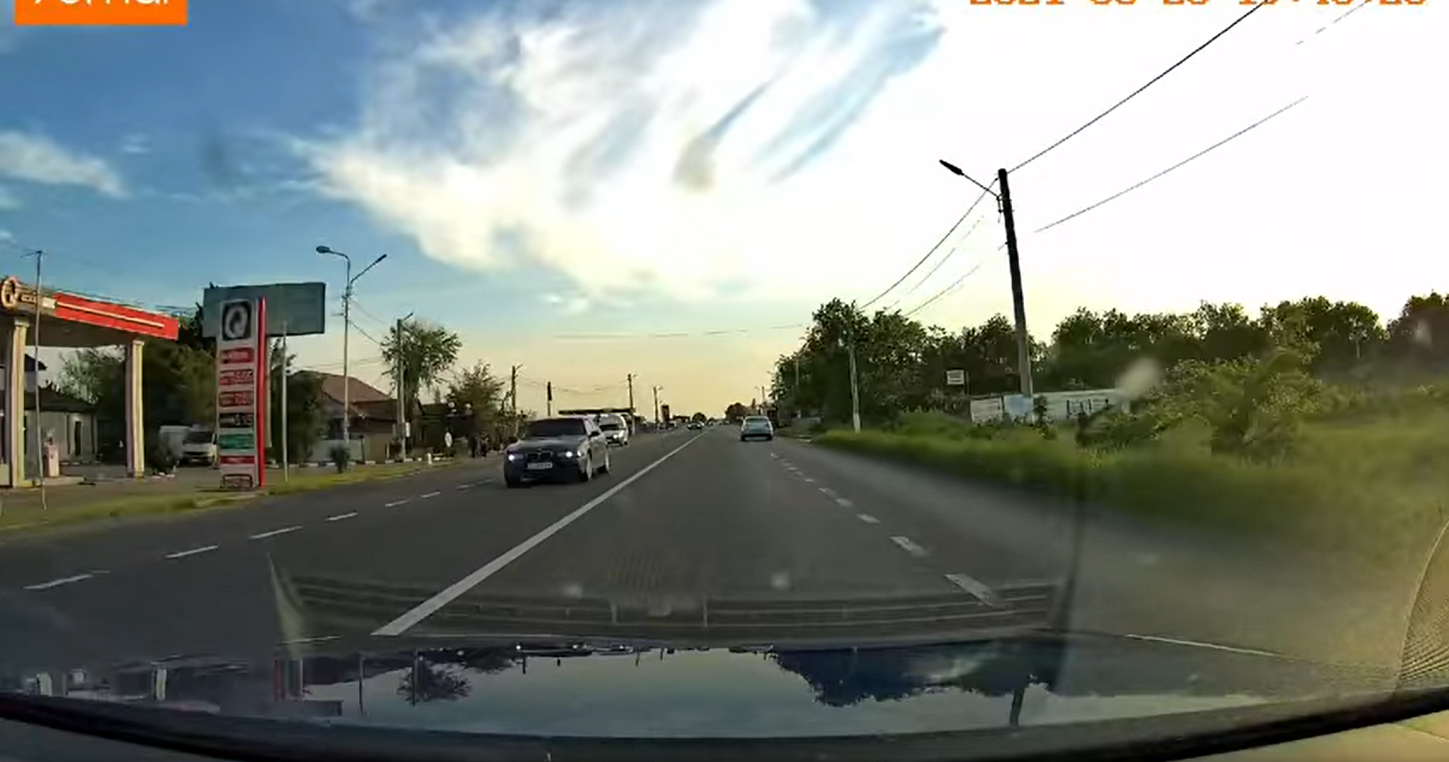 VIDEO ”Uite așa mori nevinovat pe E85”, reacția unui șofer care observă un incident în trafic