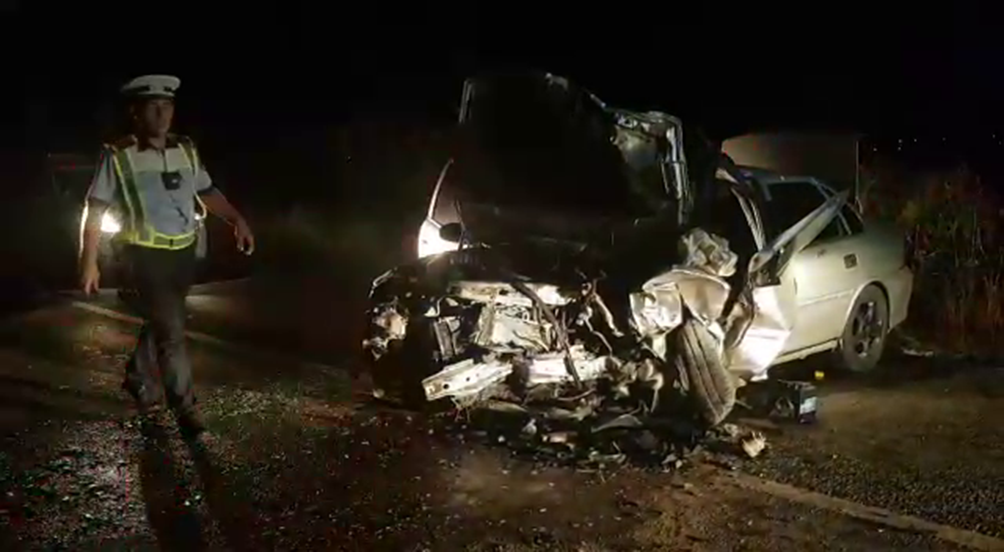 Trei persoane au ajuns la spital, după un accident cu trei autoturisme