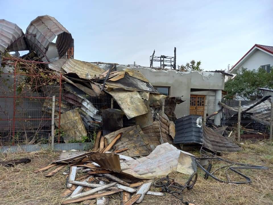 VIDEO Apel pentru susținerea familiilor din Căpățânești care au pierdut casele într-un incendiu