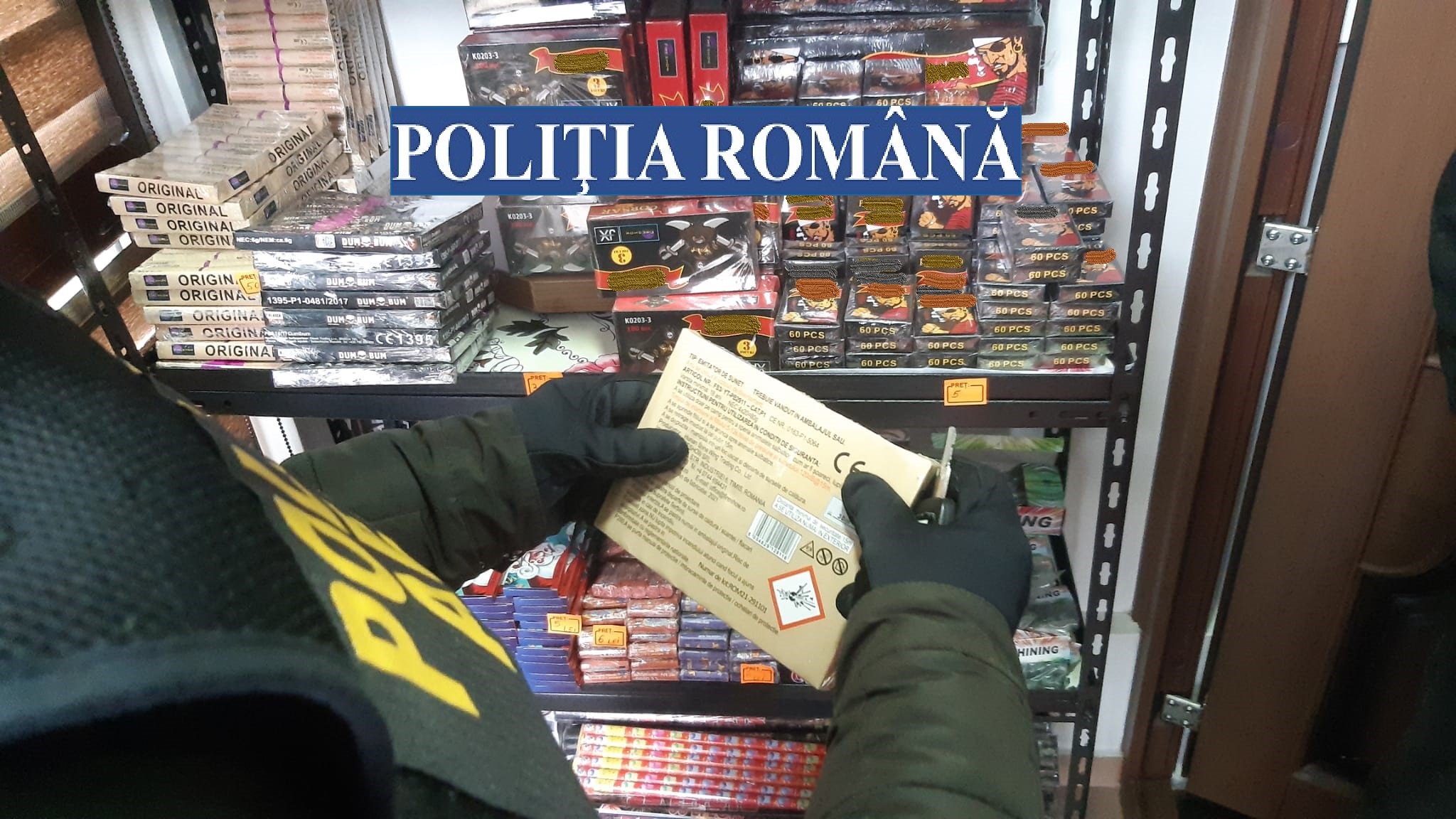 VIDEO Amenzi de peste 50.000 de lei, în urma unor descinderi la vânzători de artificii și petarde din județul Buzău