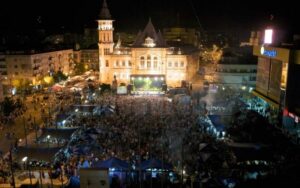 Revelion în centrul Buzăului. Scena va fi amplasată în Piața Dacia