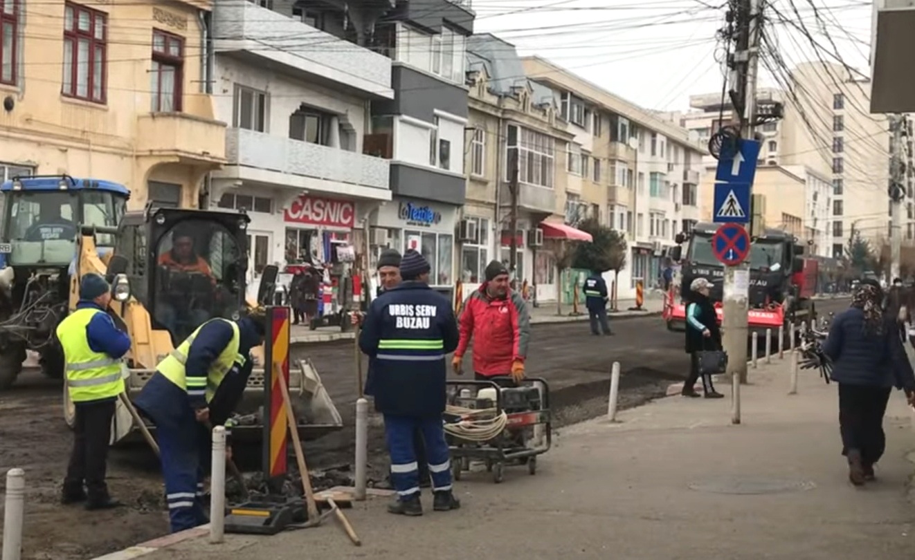 Aglomerație în centrul Buzăului, din cauza lucrărilor de modernizare stradală