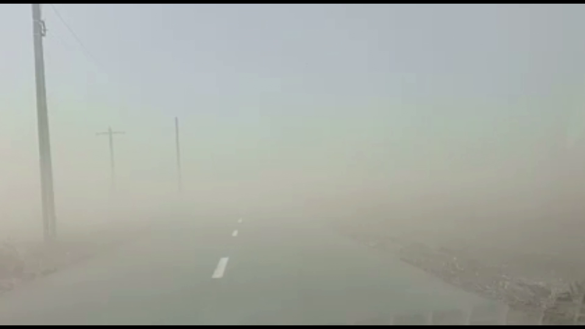 VIDEO Furtună de praf, surprinsă în ”deșertul” din Bărăganul buzoian