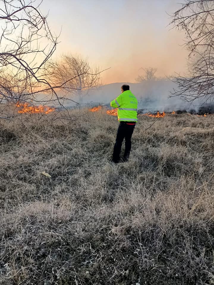 Dosare penale după incendiile uriașe din ariile protejate de interes național din Buzău