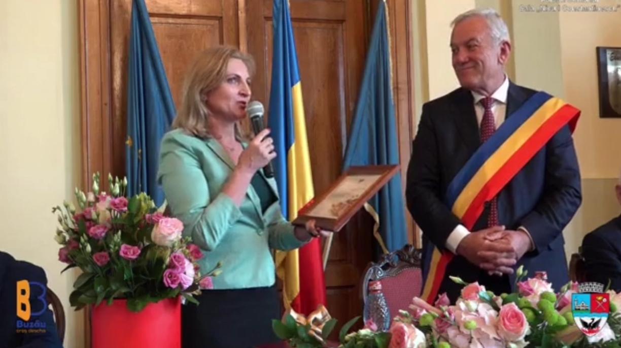 Moment istoric în ședința C.L.M. Buzău: au fost semnate acorduri de înfrățire cu orașul Strășeni și raionul Ialoveni