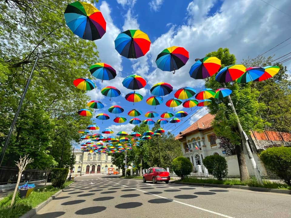 VIDEO Imaginea din Râmnicu Sărat care îmbie turiștii să viziteze obiectivele orașului