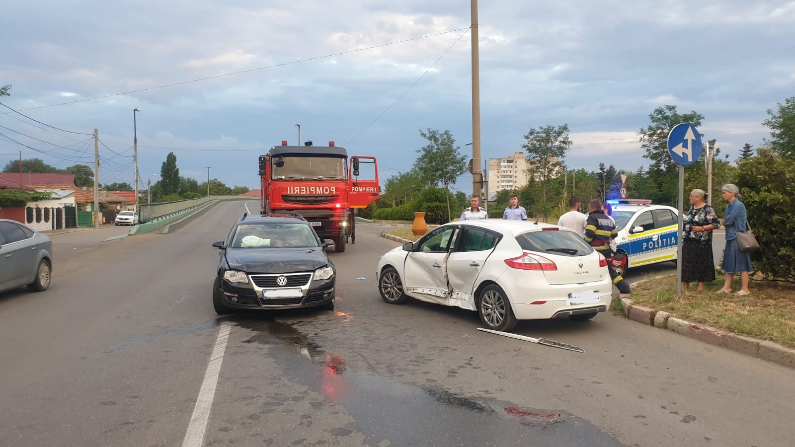 Accident pe o stradă din Buzău, soldat cu rănirea unui bărbat