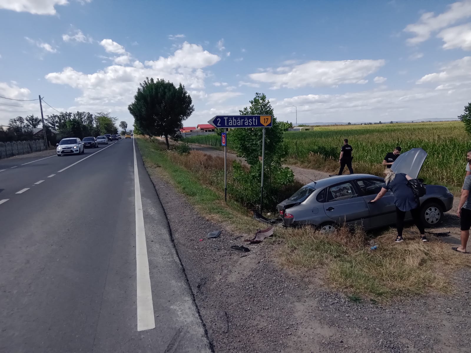 Ziua și accidentul pe drumurile din Buzău. O femeie a fost rănită după o coliziune provocată de un șofer de 73 de ani