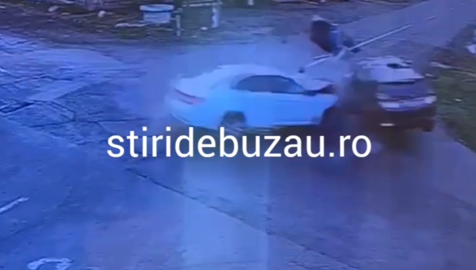VIDEO Impact nimicitor surprins de o cameră la Glodeanu Siliștea. O femeie și-a pierdut viața în accident