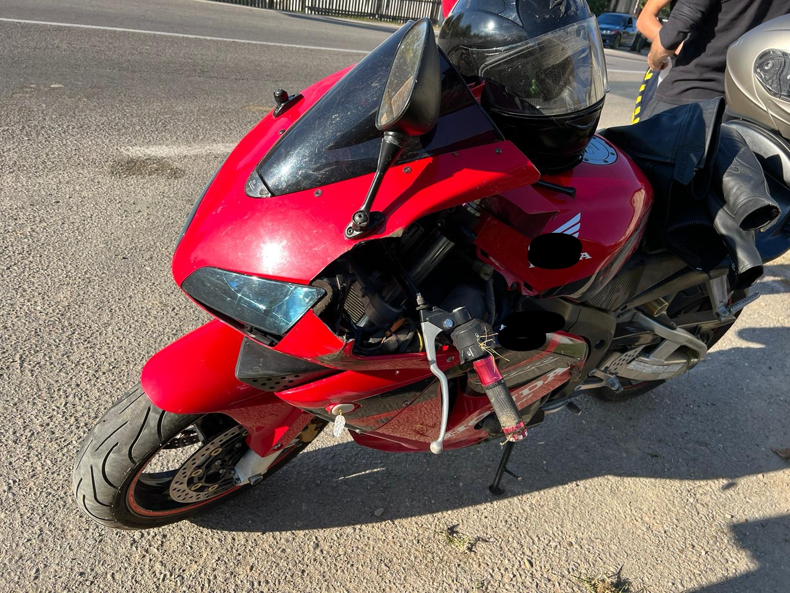 Excursia unui motociclist din Olt în Munții Buzăului, întreruptă de un accident