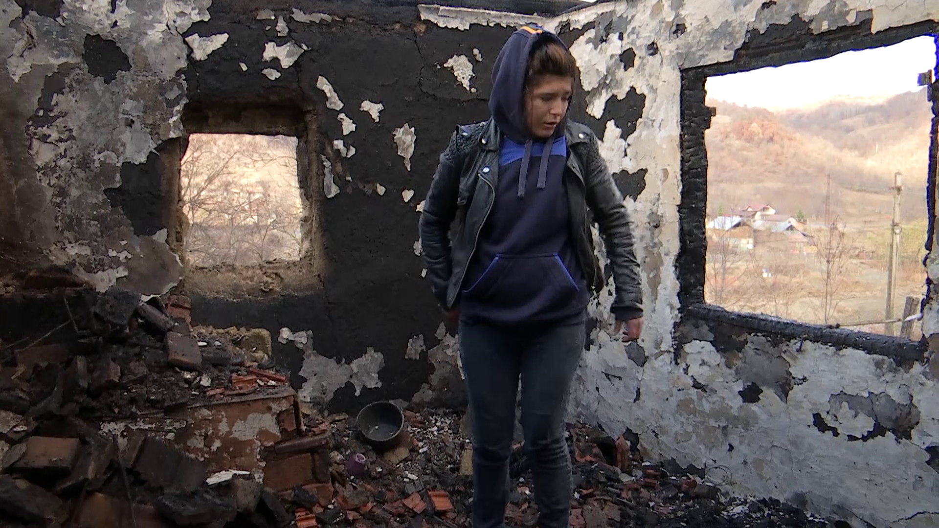 Reacția autorităților după moartea a doi copii într-un incendiu . Tragedia s-a produs într-un sat din Buzău