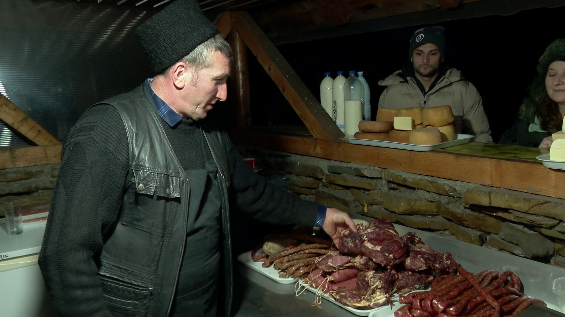 Nou trend: expoziții agro-alimentare pentru turiștii cazați la pensiunile din zona de munte a Buzăului
