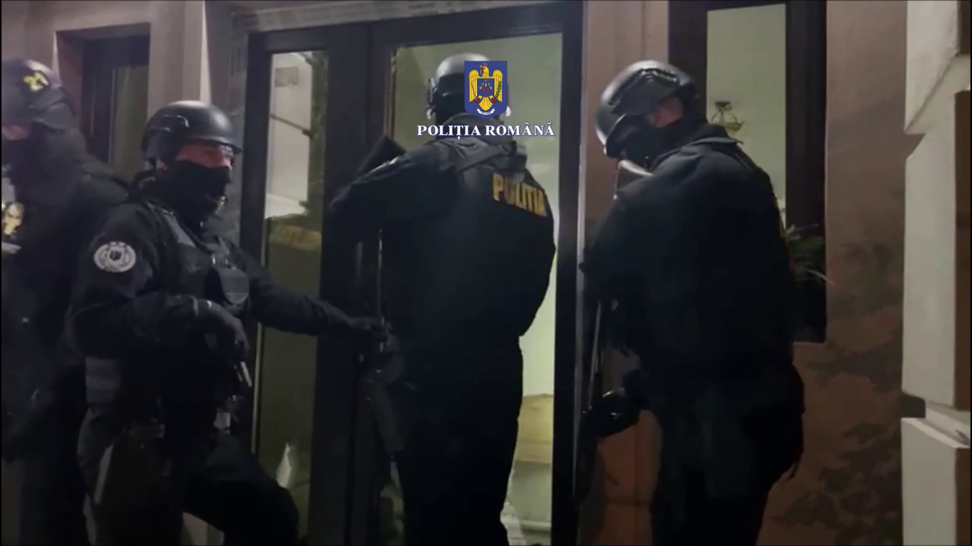 Peste 60 de mandate de percheziție domiciliară, puse în aplicare de polițiștii din Buzău