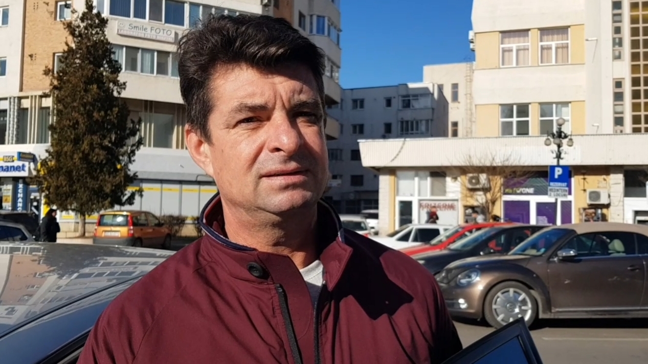 VIDEO Șoferii din Buzău, revoltați de vestea unei noi scumpiri a poliței RCA. Valoarea s-ar putea dubla în funcție de aglomerația din orașe și numărul de accidente