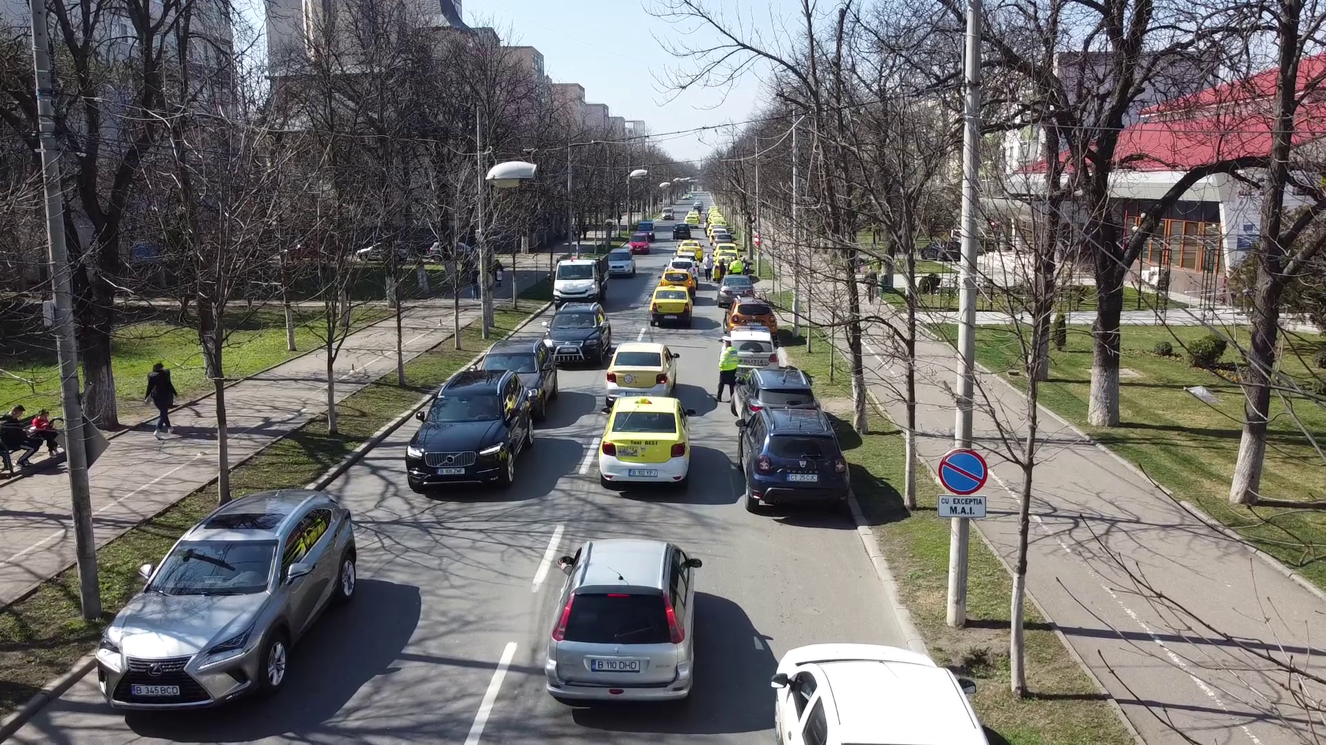Traficul în Buzău, paralizat de un protest spontan al taximetriștilor. Sunt iritați de o decizie a municipalității