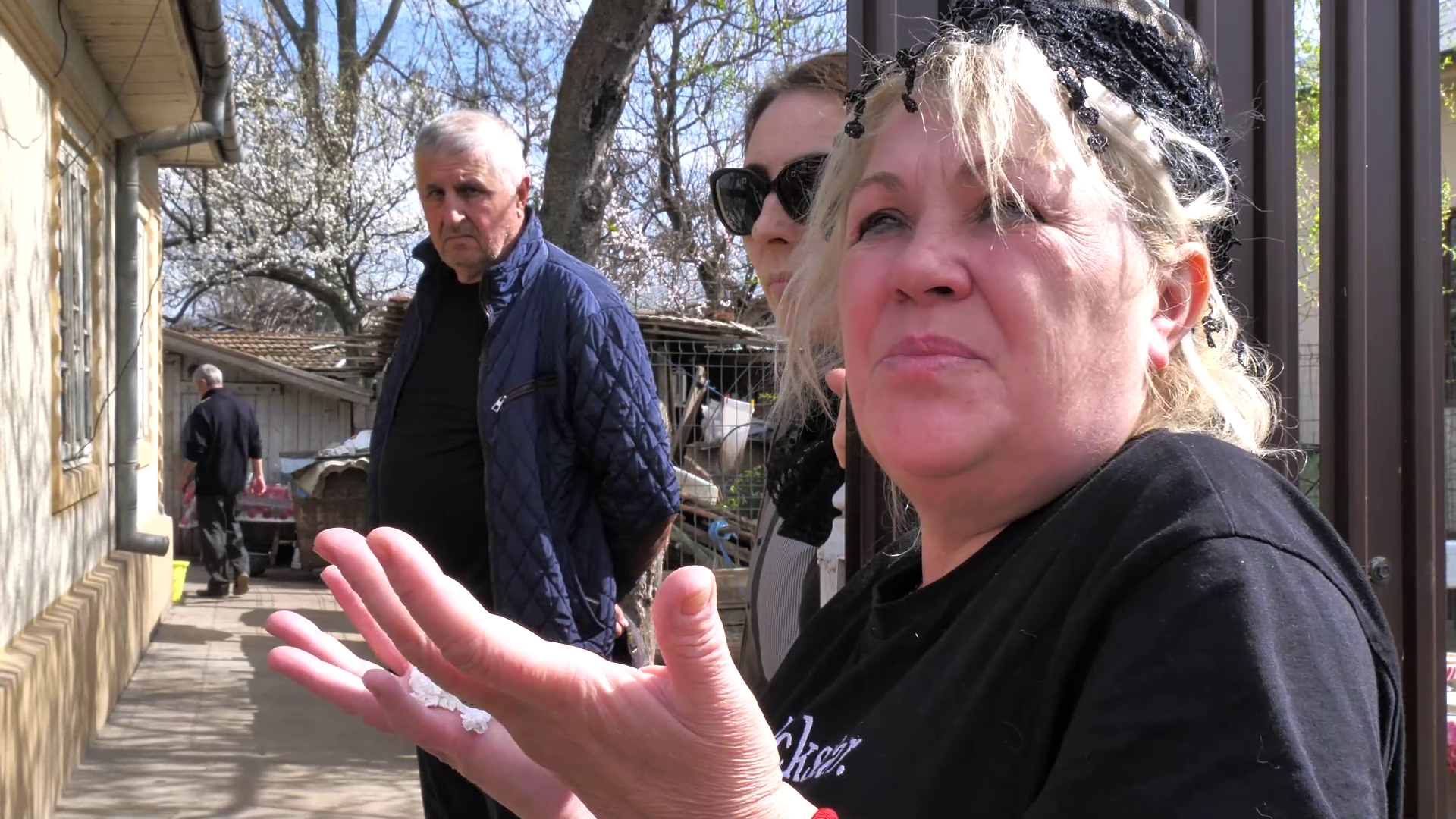VIDEO Fiica bătrânului omorât de copii, în Căldărăști: „A fost legat la mâini și picioare, târât, umilit, batjocorit”