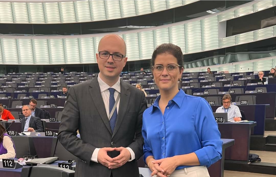 Deputatul Andi Cristea, dezbatere despre inteligența artificială cu Ministrul Afacerilor Externe din Islanda