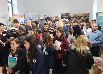 Unitățile de învățământ din Buzău își prezintă oferta pentru anul școlar următor