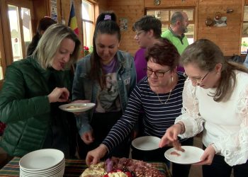 Fermele cu restaurante proprii, din Buzău, asaltate de turiști. Mâncărurile sunt gătite lent, în cuptor cu lemne