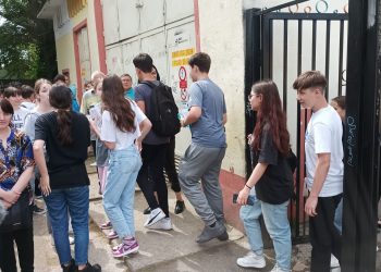 VIDEO Evaluare Națională 2023. Peste 200 de absolvenți de gimnaziu din Buzău au lipsit de la prima probă a examenului
