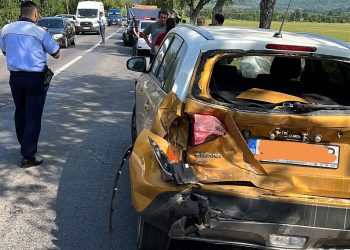 Trei persoane au fost rănite într-un carambol pe DN 10, la Cislău
