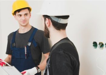 Cursul de electrician. Transformă curentul electric în oportunități pentru viitorul tău