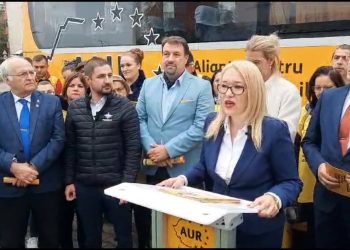 Caravana AUR cu candidații la europarlamentare a poposit la Buzău