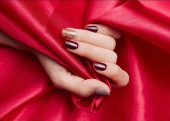 Gelurile profesionale de unghii – secretul Nail Artiștilor pentru manichiuri perfecte