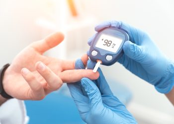 Peste 34.000 de buzoieni suferă de diabet zaharat. Cum spun medicii să evităm această afecțiune