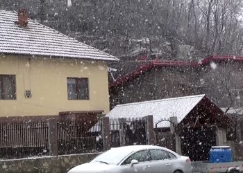 VIDEO Ninge ca-n povești în zona de munte a județului Buzău. Ce părere au însă meteorologii