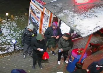 VIDEO Noua „distracție” a terbiliștilor, surprinsă de o cameră de supraveghere