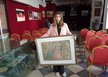 O buzoiancă va studia pictura la Paris. Sofia Dominoschi, bursă de studiu oferită de Primăria Buzău