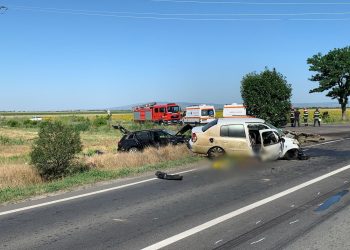 Accident cu doi morți, lângă Buzău. Trei autovehicule au fost implicate