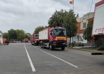 Salvatorii buzoieni, mobilizați în zonele devastate de inundații