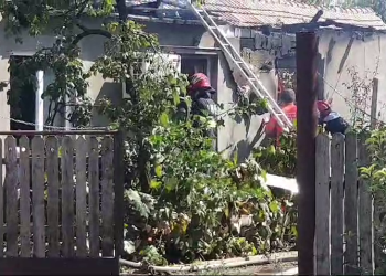 Femeie găsită decedată într-un incendiu devastator, soțul recunoaște că a ucis-o înainte de a da foc casei