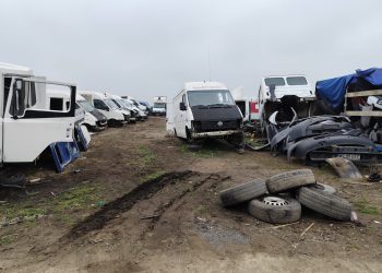 Nereguli grave la un centru de dezmembrare auto. Activitățile ilegale, sancționate cu 50.000 de lei