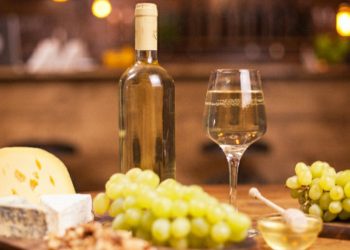 5 semne că Sauvignon Blanc-ul ales de tine chiar merită banii