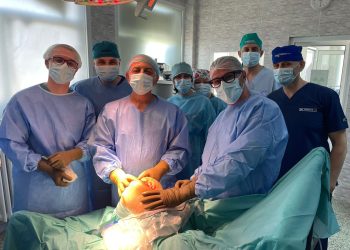 Premieră în Buzău. Primele artroplastii totale efectuate în județul Buzău