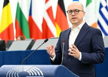 Andi Cristea, în plenul Parlamentului European: „Cei slabi nu pot fi suverani. Doar cei puternici”
