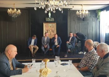 Ministrul Economiei, Irineu Darău, întâlnire cu mediul de afaceri din Buzău. Vizită la Green Group, lider național în reciclare