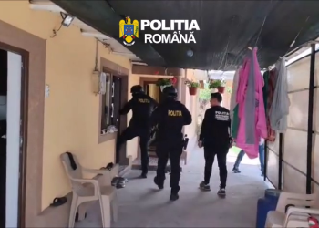 VIDEO Descinderi la Buzău într-un dosar de contrabandă cu țigări. Două persoane au ajuns în arest